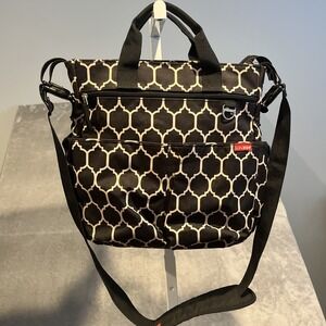 Skip Hop Baby‎ Diaper Bag Black Red Design 11 Pockets Crossbody 14x14"